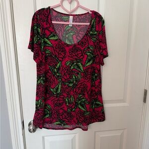 NWOT LuLaRoe Classic Tee Floral Print Women's Top - Pink and Green size medium